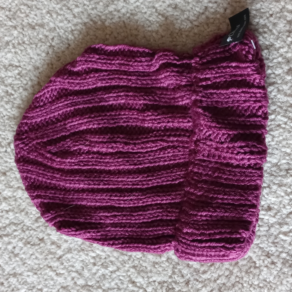 Fuchsia beanie